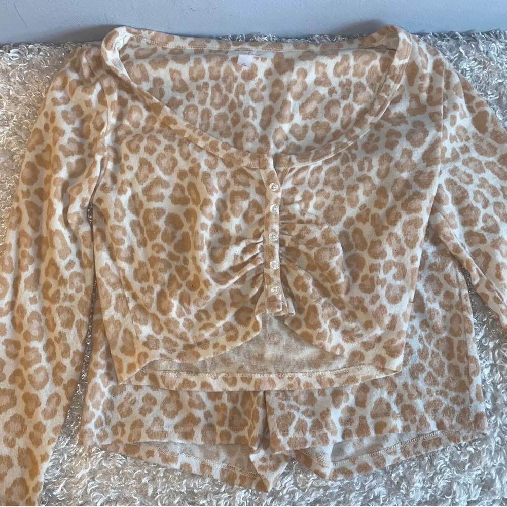 Leopard Print 2 piece Women's pajamas